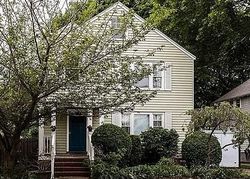 Davis Rd, Belmont - MA