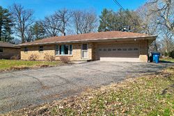 Oak Ct, Stillman Valley - IL