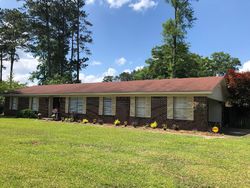 Woodview Cir, Amory - MS