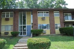 Sieloff Dr Apt D, Hazelwood - MO