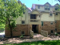 Canyonlands Dr Apt C, Maryland Heights - MO