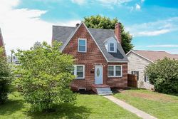 Lee Ave, Elkton - VA