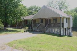 Thornbird Pl, Huddleston - VA
