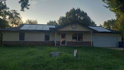 Greenbriar Ln, Hollister - MO