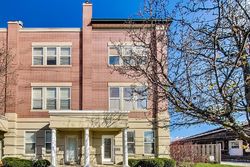 Brown Ave Apt F, Forest Park - IL