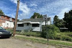 Adams St, Charleston - WV