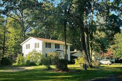 Sandy Ln, Whitehall - MI