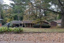 Forest Glen Cir, Avondale Estates - GA