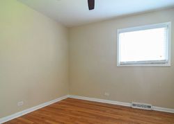 W Thomas St, Arlington Heights - IL