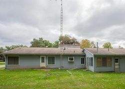 Riverside Dr, Linden - MI