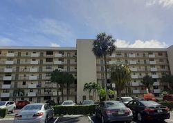 Deer Creek Country Club Blvd Apt 109, Deerfield Beach - FL