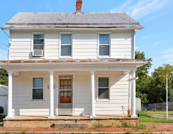 W Chapline St, Sharpsburg - MD