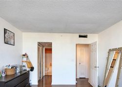 Bay Rd Apt 606s, Miami Beach - FL