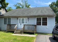 Saint James Pl, Keansburg - NJ