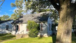 S Meeker Ave, Muncie - IN