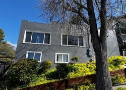 San Carlos Ave, Oakland - CA